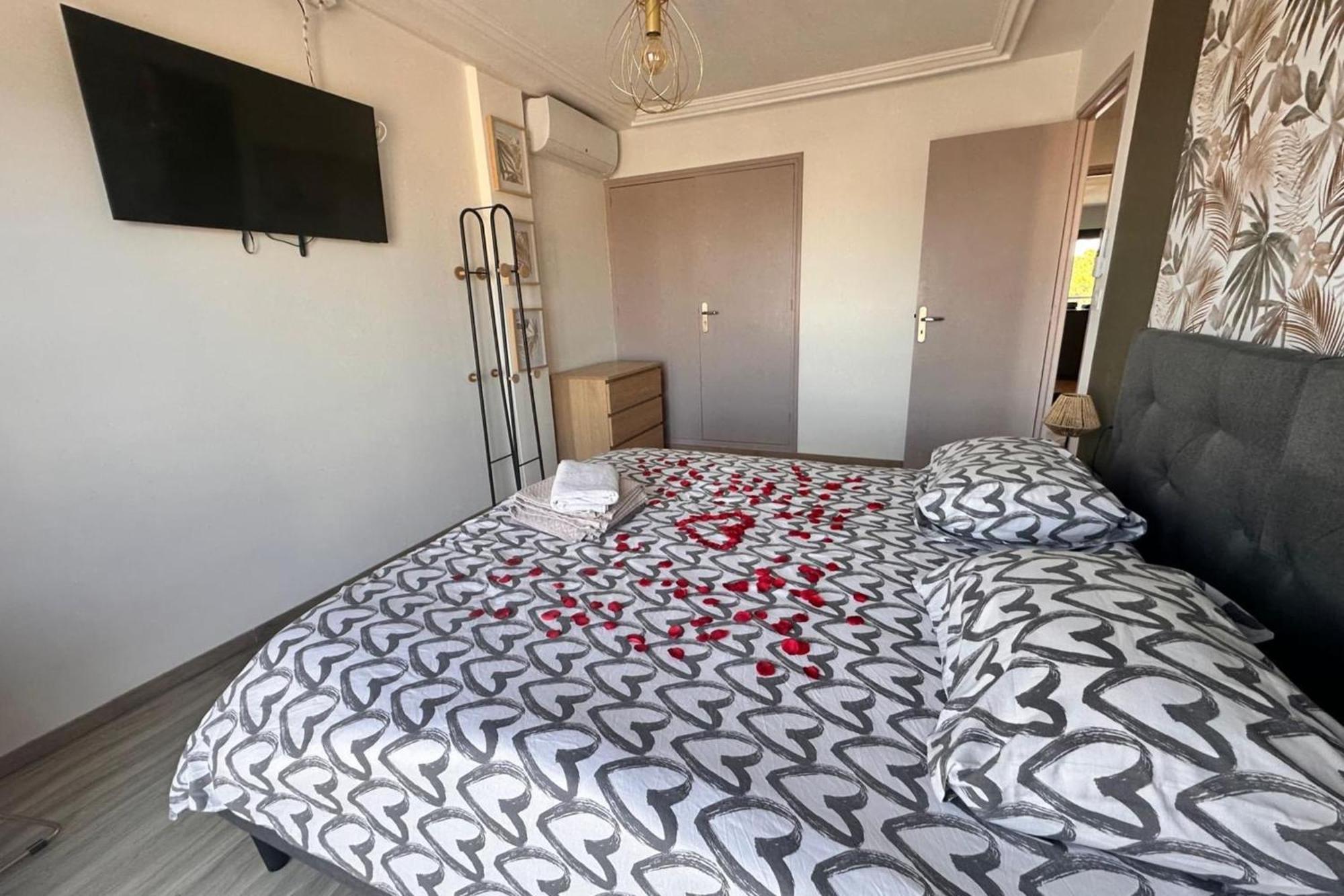 Le Mistral Appartement Standing Avec Vue Mer Exceptionnelle En 1Ere Ligne เลอ โกร-ดู-รัว ภายนอก รูปภาพ
